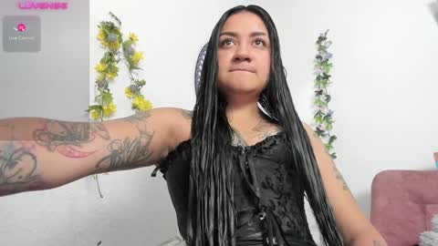 Camila online show from 03/01/25, 07:04