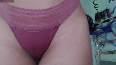 hanna_plum online show from 10/23/25, 03:44