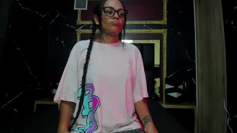 EVA online show from 01/09/25, 02:43