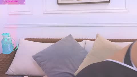 HANNA SOFIA online show from 04/17/26, 10:07