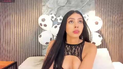 Snapshot of hanna_stell chatting on 06/26/26, 11:47 Hanna S online show from 06/26/26, 11:47