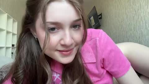 hanna_webber online show from 06/03/26, 08:50