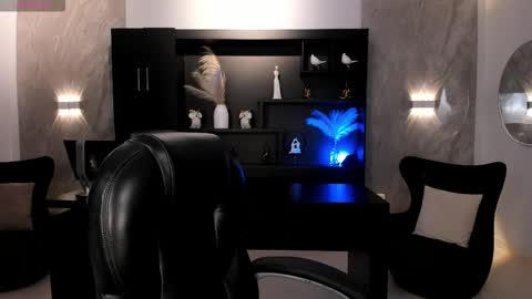  Hanna Connor  online show from 11/04/25, 08:30