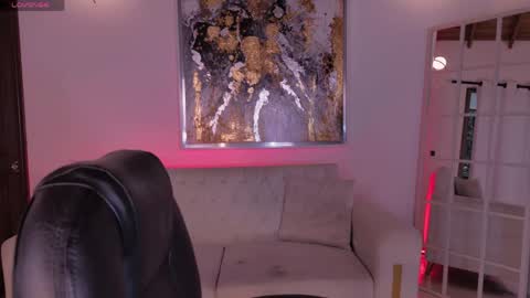 Snapshot of hannaconnor_ chatting on 05/18/26, 08:47 Hanna Connor online show from 05/18/26, 08:47