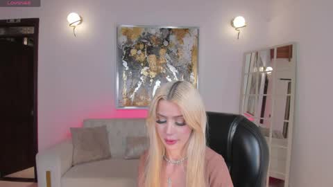 Snapshot of hannaconnor_ chatting on 05/27/26, 03:14 Hanna Connor online show from 05/27/26, 03:14