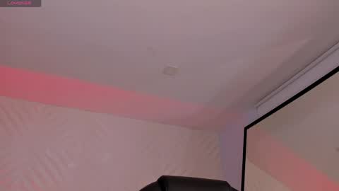 Snapshot of hannaconnor_ chatting on 06/03/26, 10:26 Hanna Connor online show from 06/03/26, 10:26