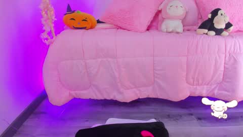 hannacutegod online show from 10/28/25, 05:33