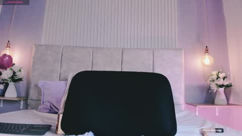 hannadanniels online show from 05/22/26, 02:22