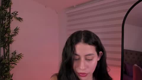 Hannah online show from 02/04/25, 11:38