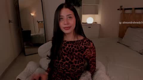 Hannah online show from 10/02/25, 11:34