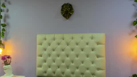 Hannah online show from 03/03/25, 12:15