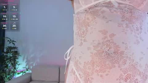 Hannah online show from 10/12/25, 01:04