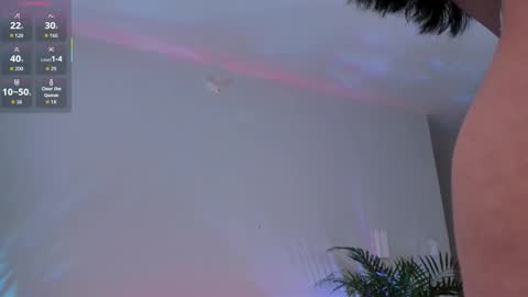 Hannah online show from 10/17/25, 07:44