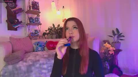 Snapshot of hannah_lovee chatting on 06/10/26, 02:34 hannah_lovee online show from 06/10/26, 02:34