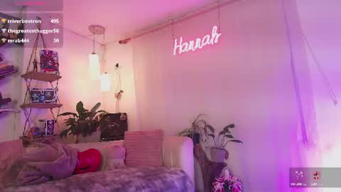 Snapshot of hannah_lovee chatting on 07/07/26, 07:23 hannah_lovee online show from 07/07/26, 07:23