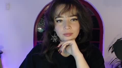 Hannah online show from 12/19/24, 03:29