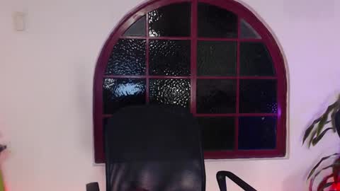 Hannah online show from 01/03/25, 03:49