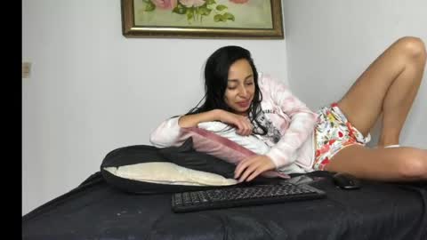 Hannah online show from 04/25/26, 12:08