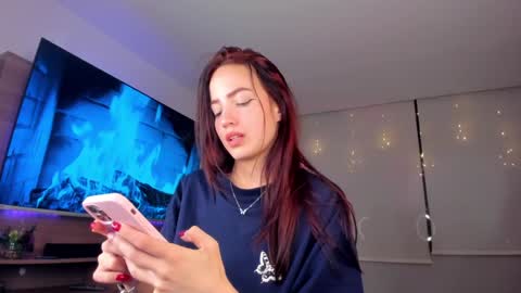 Hannah online show from 12/28/24, 03:37