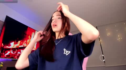 Hannah online show from 01/05/25, 11:22