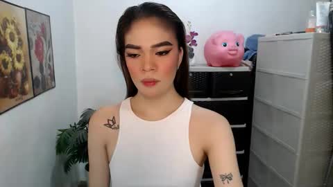 HANNAH online show from 04/26/26, 11:46