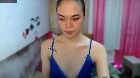 Snapshot of hannahforyou chatting on 06/05/26, 10:10 HANNAH online show from 06/05/26, 10:10