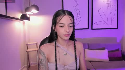 HANNAH J online show from 11/22/25, 07:24