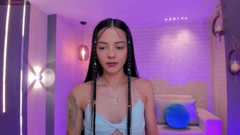 HANNAH J online show from 12/17/25, 07:20