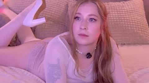 Snapshot of hannahmonttana chatting on 09/27/25, 11:04 Pearl online show from 09/27/25, 11:04