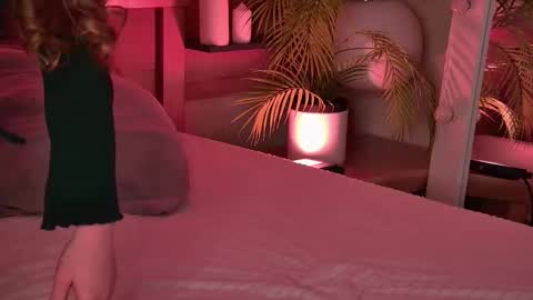 Pearl online show from 11/13/25, 04:33