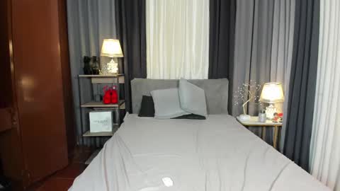 Hannah online show from 01/12/25, 07:42