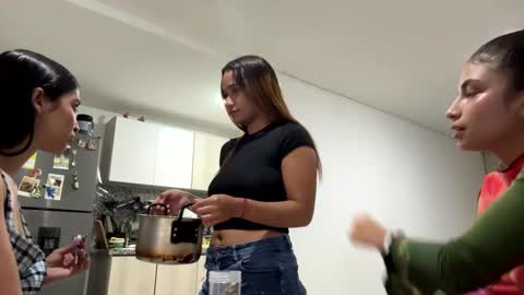 hannakoff online show from 09/24/25, 12:47