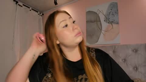 Snapshot of hannamartinn_ chatting on 04/24/26, 03:36 hannamartinn_ online show from 04/24/26, 03:36