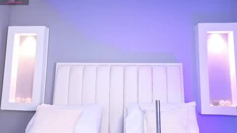 HannaPaola online show from 10/03/25, 10:40