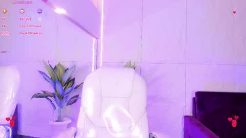 HannaPaola online show from 11/15/25, 10:37