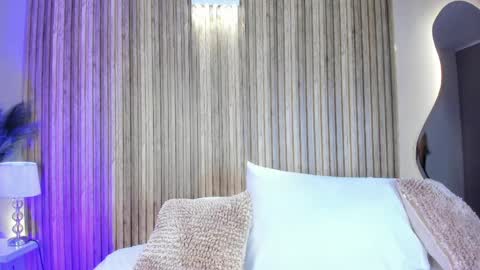 HannaPaola online show from 03/31/26, 10:43