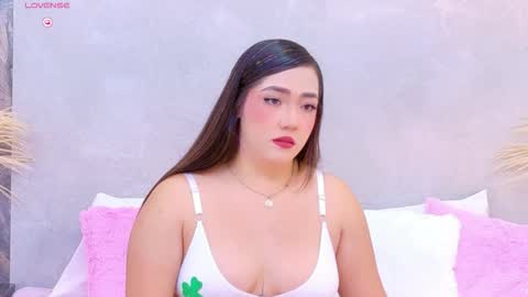 hannaprada1 online show from 02/04/26, 11:38