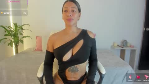 Hanna Williams  online show from 02/22/26, 04:05