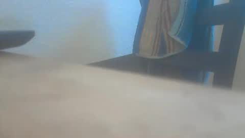 hannes_k online show from 01/12/25, 03:25