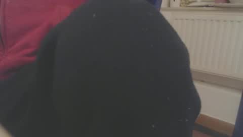 hannes_k online show from 12/18/25, 05:46