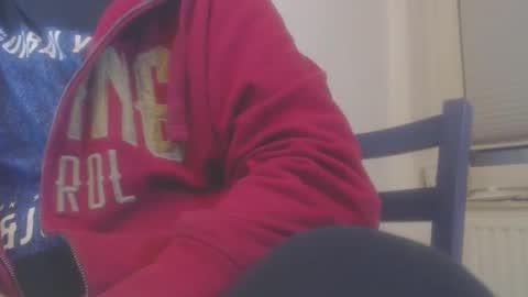 hannes_k online show from 02/09/26, 05:33