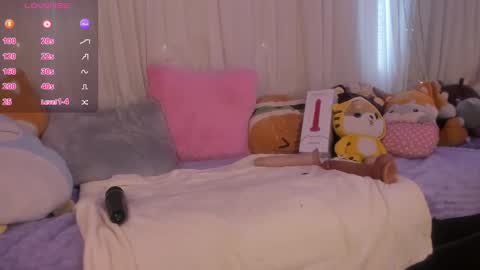 Hannie ws online show from 02/17/25, 03:53