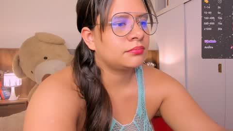 taylor live   online show from 02/26/25, 01:43