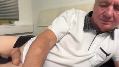 hans66760 online show from 10/23/25, 07:12