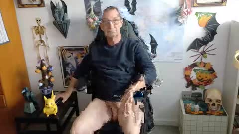 charly online show from 10/15/25, 11:43