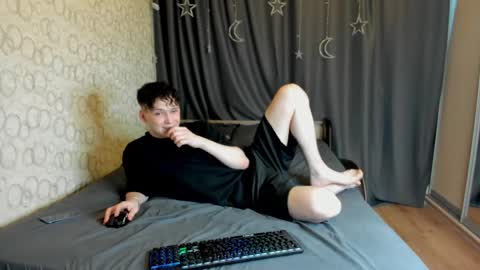 Hans online show from 04/10/26, 03:50