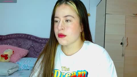 isabella   online show from 10/13/25, 12:38