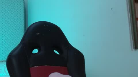 Snapshot of hantonella chatting on 06/20/26, 02:31 Anto online show from 06/20/26, 02:31
