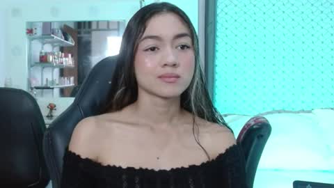 Snapshot of hantonella chatting on 07/20/26, 04:09 Anto online show from 07/20/26, 04:09