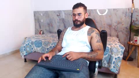 hanz_col online show from 11/29/25, 11:57